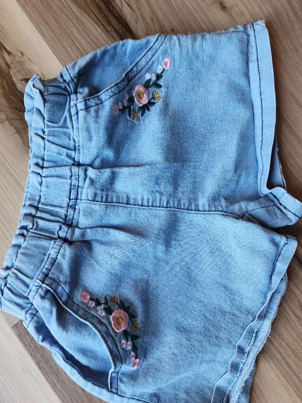 Little girl decorative lacey and floral jean shorts bundle size 5-6
